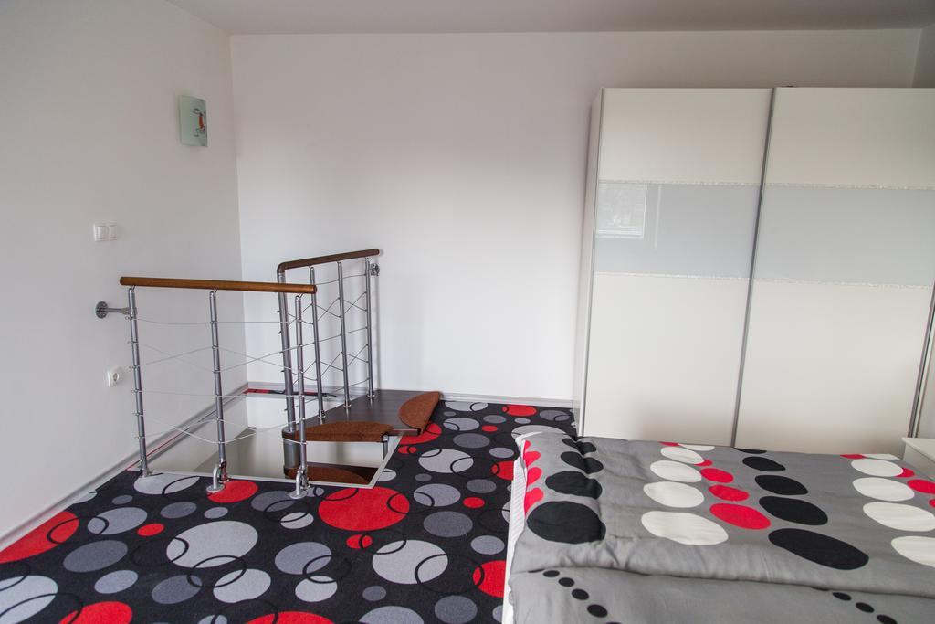 Apartment Ema